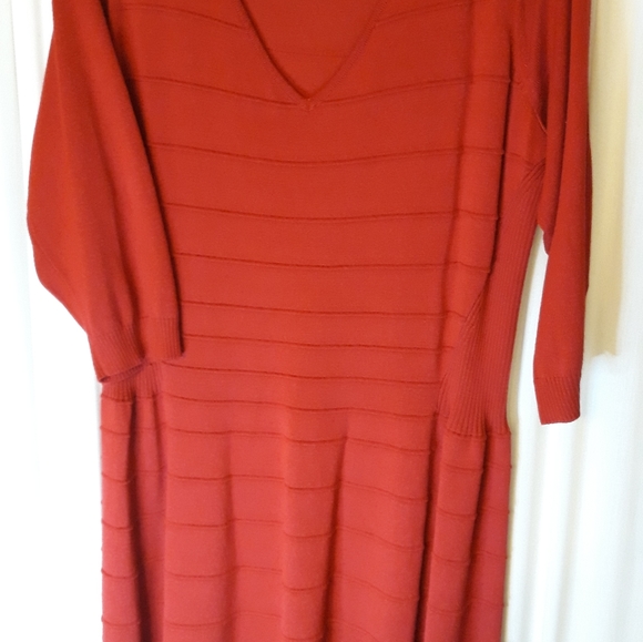 Avenue Dresses & Skirts - Red knit dress plus size 22-24